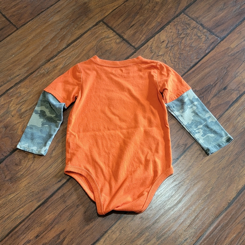 CLOSET CLEAR OUT ITEM - Picture 7 of 7